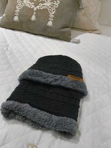 Black Knit Beanie &amp; Neck Warmer Set