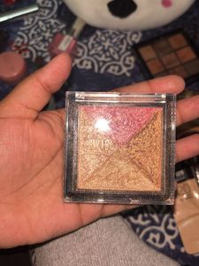 Swiss Beauty Highlighter And Blusher Combo