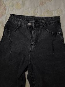 Black Wash High-Waisted Jeans