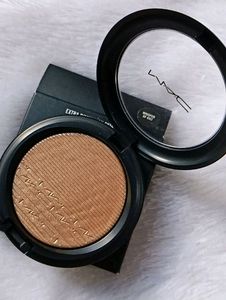 Mac Highlighter ♥️💕