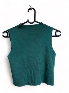 2 Crop Top style stree store