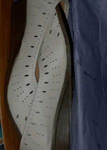 Elegant Beige Bow Ballerinas