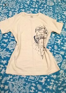 Zudio Fitted Tee – Simple, Sleek, &amp; Up for Grabs