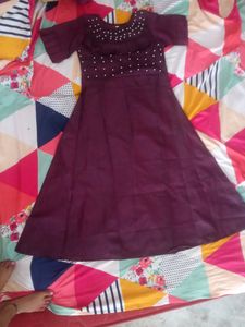 Maroon Colour Gawon