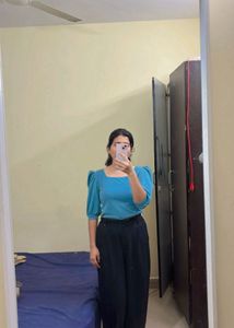 women fitted square - Neck top