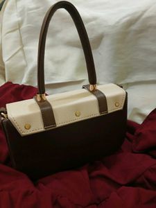 Chic Two-Tone Shoulder Bag