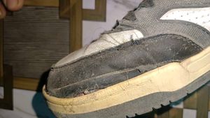 Used Sneakers condition is to good