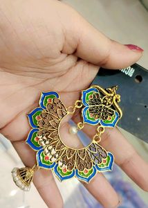 Unique Design Earing