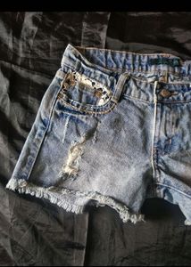 Beautiful Smoking Top And Short With Lace