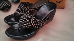 Elegant Black wedges