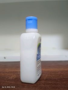 Mild Face Wash For Dry Skin