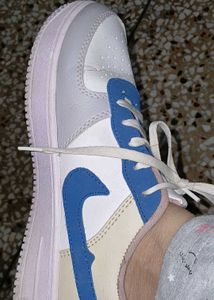 Sneakers For Women