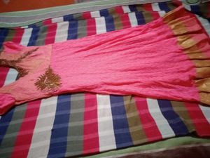Elegant Pink Embroidered Kurta