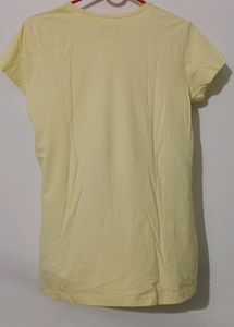 T Shirt 💛