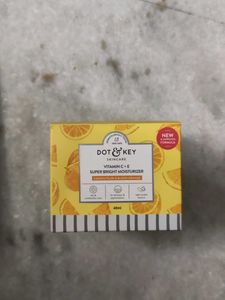 Dot & Key Moisturizer