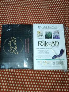 🎁 Agtha Christie + Folk Of Air Box Set