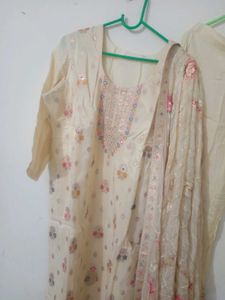 Elegant Salwar Suit with beautiful dupatta