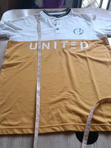 Cool UNITED Graphic Tee