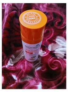 Biotique Sun Shield Sandalwood Sunscreen