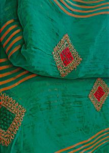 Green Colour Sadi Used