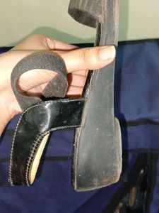 Sandle