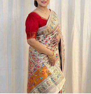 Floral Print Saree with Red Blouse
