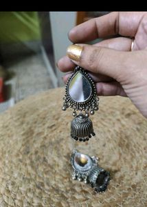 Jhumkas