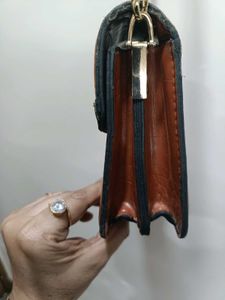 Sling Bag