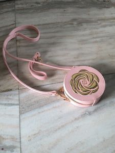 SALE🎅🎄🆕 IMPORTED ROUND SLING BAG