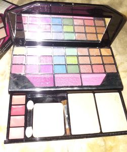 Fashion Make-up Kit