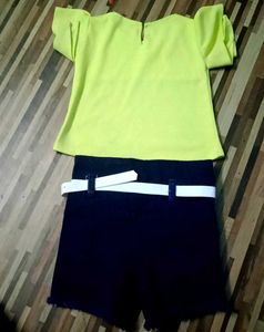 Cute Girls&#39; Top &amp; Skirt Set