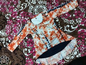 Women&#39;s Top ✨