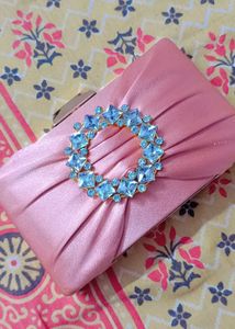 Beautiful Clutch With Side Chain