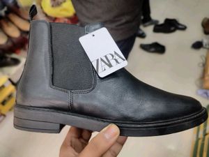 Zara Black Leather Chelsea Boots(Size7,8,9)