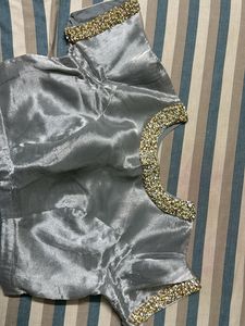 Blouse With Work