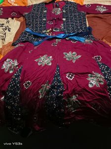MAROON COLOUR GIRLS&#39; DRESS 👗-WITH Coat Like Dres