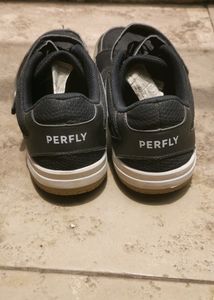 sports shoes