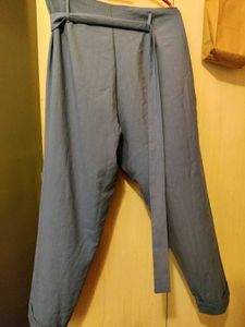 Relaxed Light Blue Trouser With Belt.