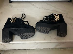 Stylish Black Heeled Booties