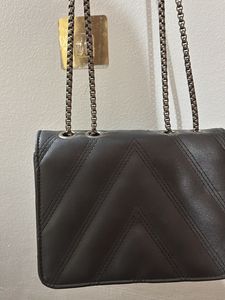 Lino perros Black leather satchel Bag