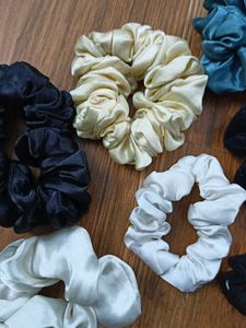 Colorful Scrunchie Set