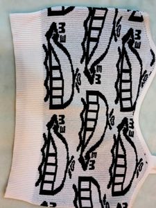 Graphic Print Crop Tank Top