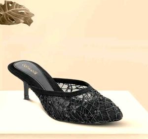 Catwalk Black Embellished Woven Design Pumps