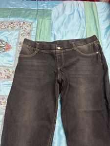 PICK ANY JEANS FOR 250/-