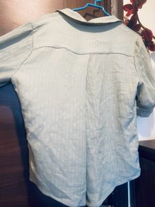 Zudio Light Pista Color Satin Finish Collared Top