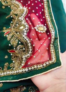 Bridal Zari Work Stone Embroidery Green &amp; Red Sare