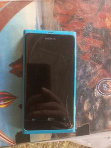 Nokia Lumia 800