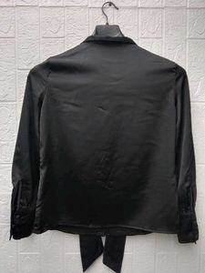 New with tag Pinterest Chic Elegant Black Tie Neck