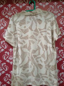 Patterned V-Neck Top
