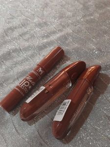 Huda Beauty Foundation